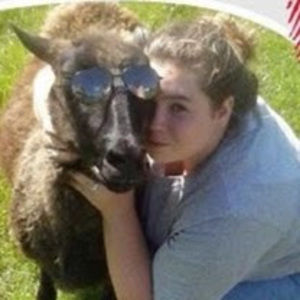 Meet your Posher, Brittney